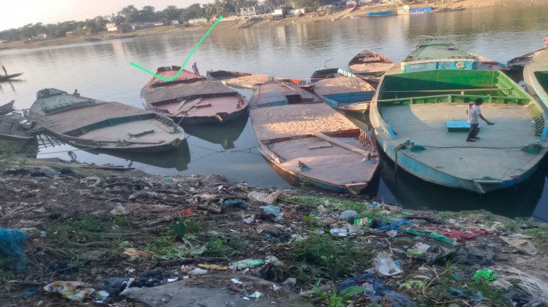 ধোপাজান থেকে অবৈধ বালু লুট: রাতের অভিযানে ১টি স্টিল বডি নৌকা আটক