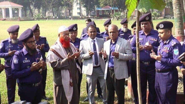 নরসিংদীর  রায়পুরার চরাঞ্চলে সংঘাত বন্ধে কম্বিং অপারেশন করা হবে: স্বরাষ্ট উপদেষ্টা