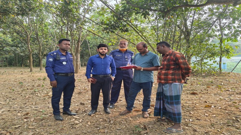 মান্দায় পুকুর খননের মাটি বিক্রি: ৫০ হাজার টাকা জরিমানা