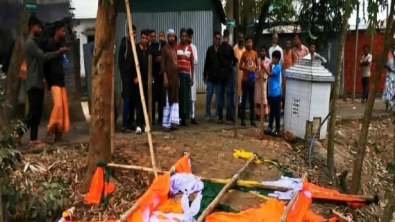 নালিতাবাড়ীতে ঈদগাহে দুর্বৃত্তদের হামলা, ভেঙে চুরমার সব আয়োজন - ক্ষুব্ধ মুসল্লিরা
