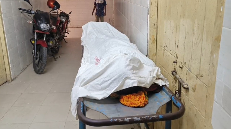 চাঁপাইনবাবগঞ্জে মাদক সংক্রান্ত সালিশে রণক্ষেত্র: বল্লমের আঘাতে যুবক নিহত, আহত ১০