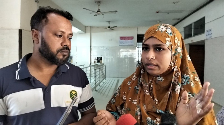 নেত্রকোণায় অবৈধ বিদ্যুৎ সংযোগে বিদ্যুৎস্পৃষ্ট হয়ে দম্পতি আহত, থানায় অভিযোগ