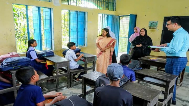 জেলা প্রশাসকের নবীনগর সরকারি প্রাথমিক বিদ্যালয় দর্শন