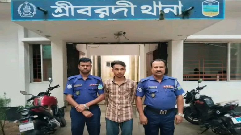 শ্রীবরদীতে পুলিশের অভিযানে ইয়াবাসহ গ্রেপ্তার