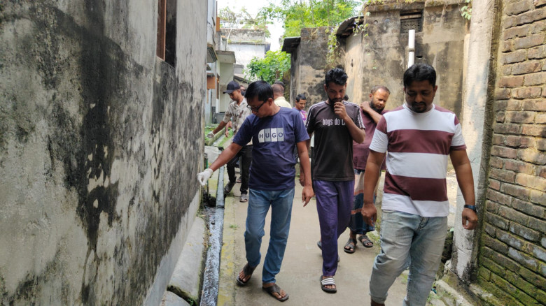 ছবির ক্যাপশন: 