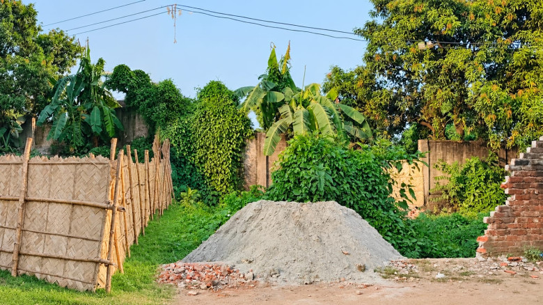 ময়মনসিংহের আকুয়া বাইপাসে প্রবাসীর জমি জোরপূর্বক দখলের অভিযোগ, আদালতে মামলা চলমান