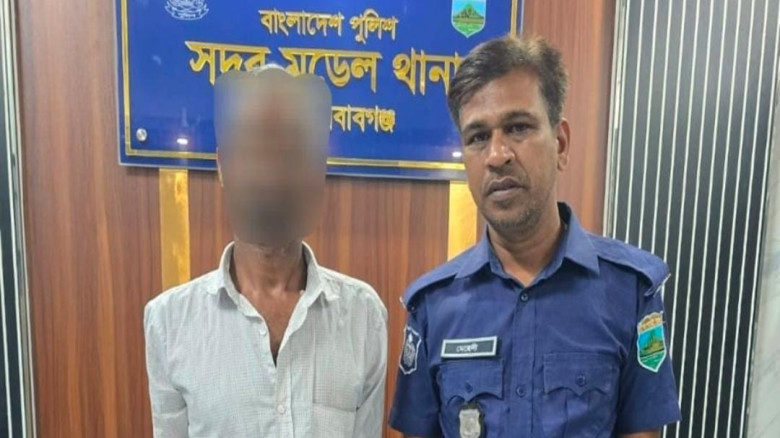চাঁপাইনবাবগঞ্জে  ইয়াবাসহ মাদক ব্যবসায়ী গ্রেপ্তার